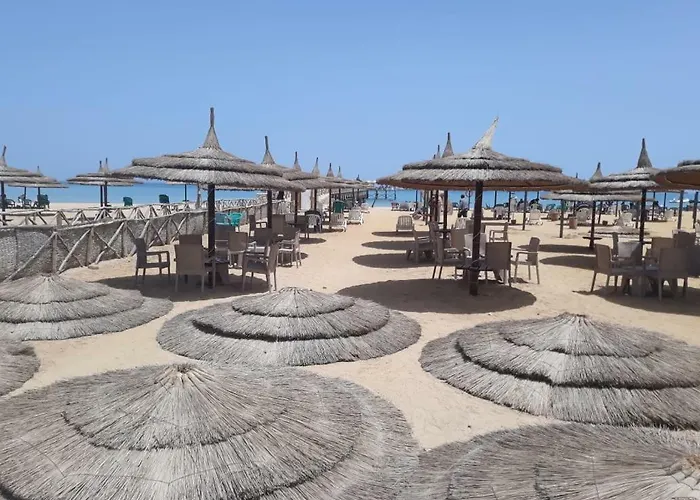 Marina Wadi Degla Duplex 4 Bedrooms